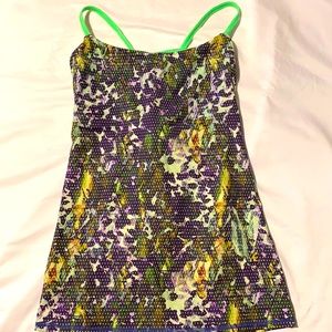 Lululemon tank top with built in bra